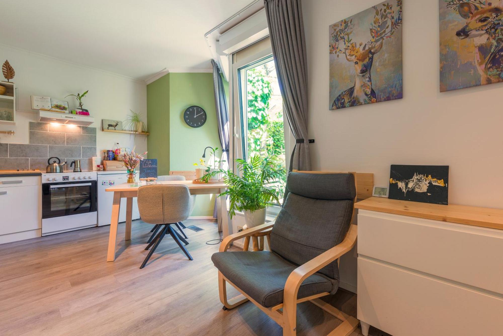 Cozy House - Leenfietsen, Eigen Keuken En Badkamer ไนเมเคิน ภายนอก รูปภาพ