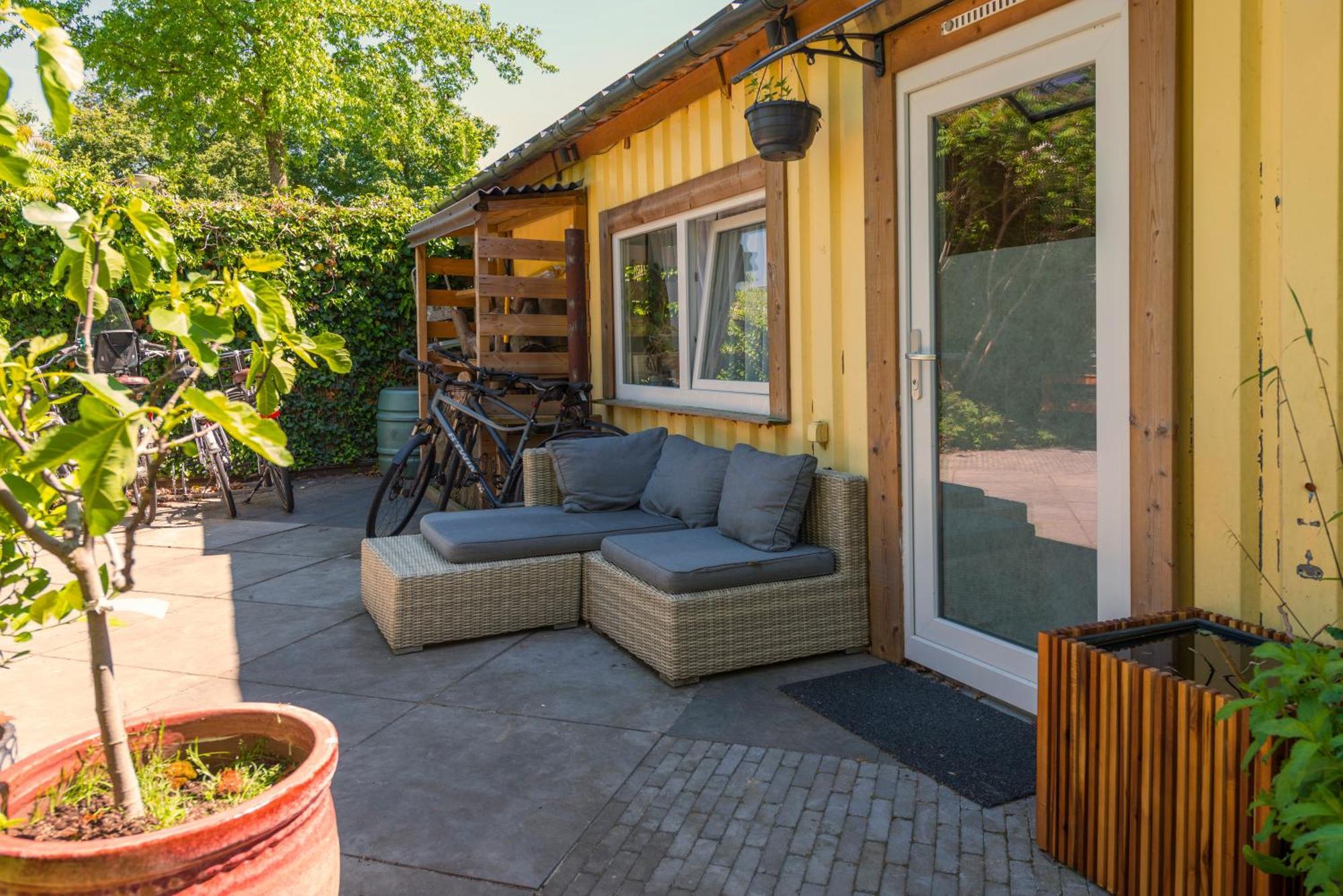 Cozy House - Leenfietsen, Eigen Keuken En Badkamer ไนเมเคิน ภายนอก รูปภาพ