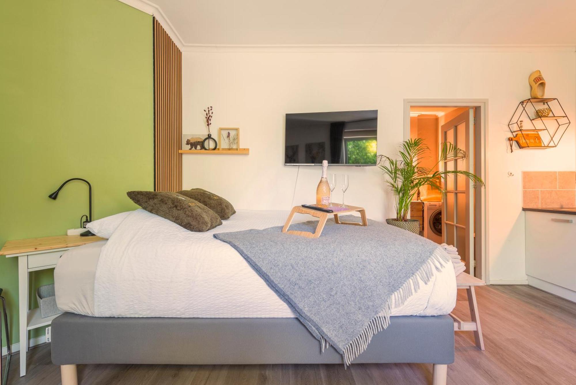 Cozy House - Leenfietsen, Eigen Keuken En Badkamer ไนเมเคิน ภายนอก รูปภาพ